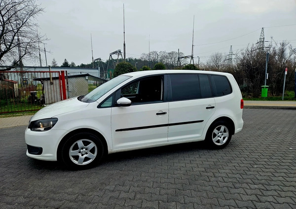 Volkswagen Touran cena 17999 przebieg: 537000, rok produkcji 2011 z Góra małe 137